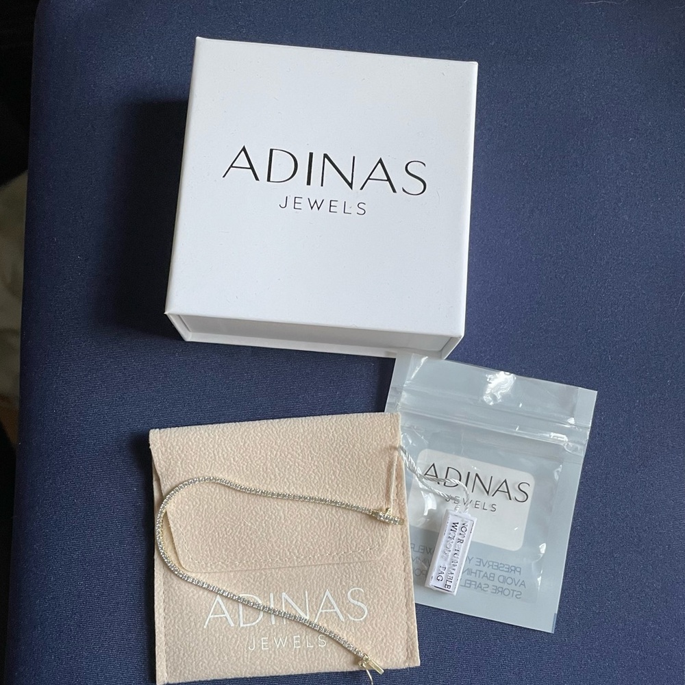 Adina’s Classic Thin Tennis Bracelet